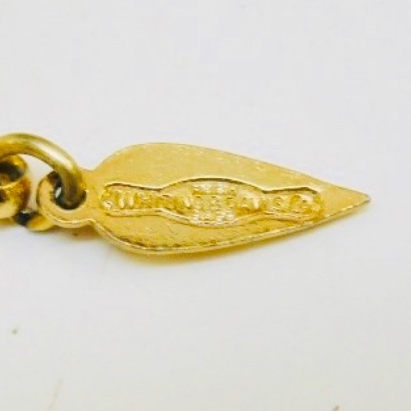 Whiting & Davis Gold Mesh Bib Necklace - Picture 4 of 4